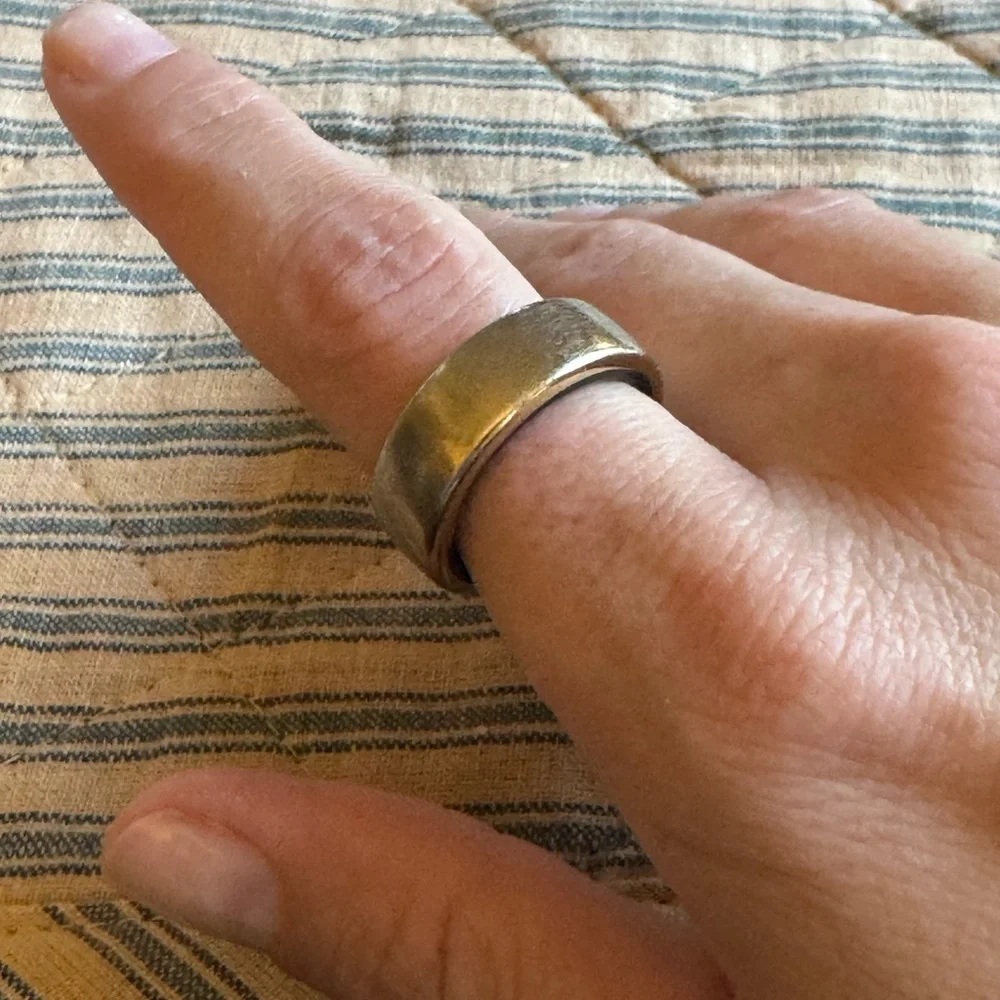 Oura Silver Wearable Ring